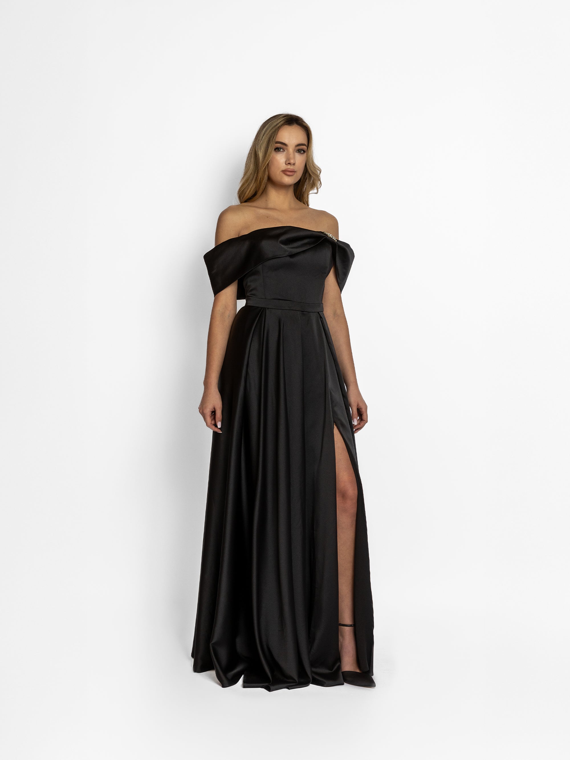 Rochie Lunga " Isadora" Neagra