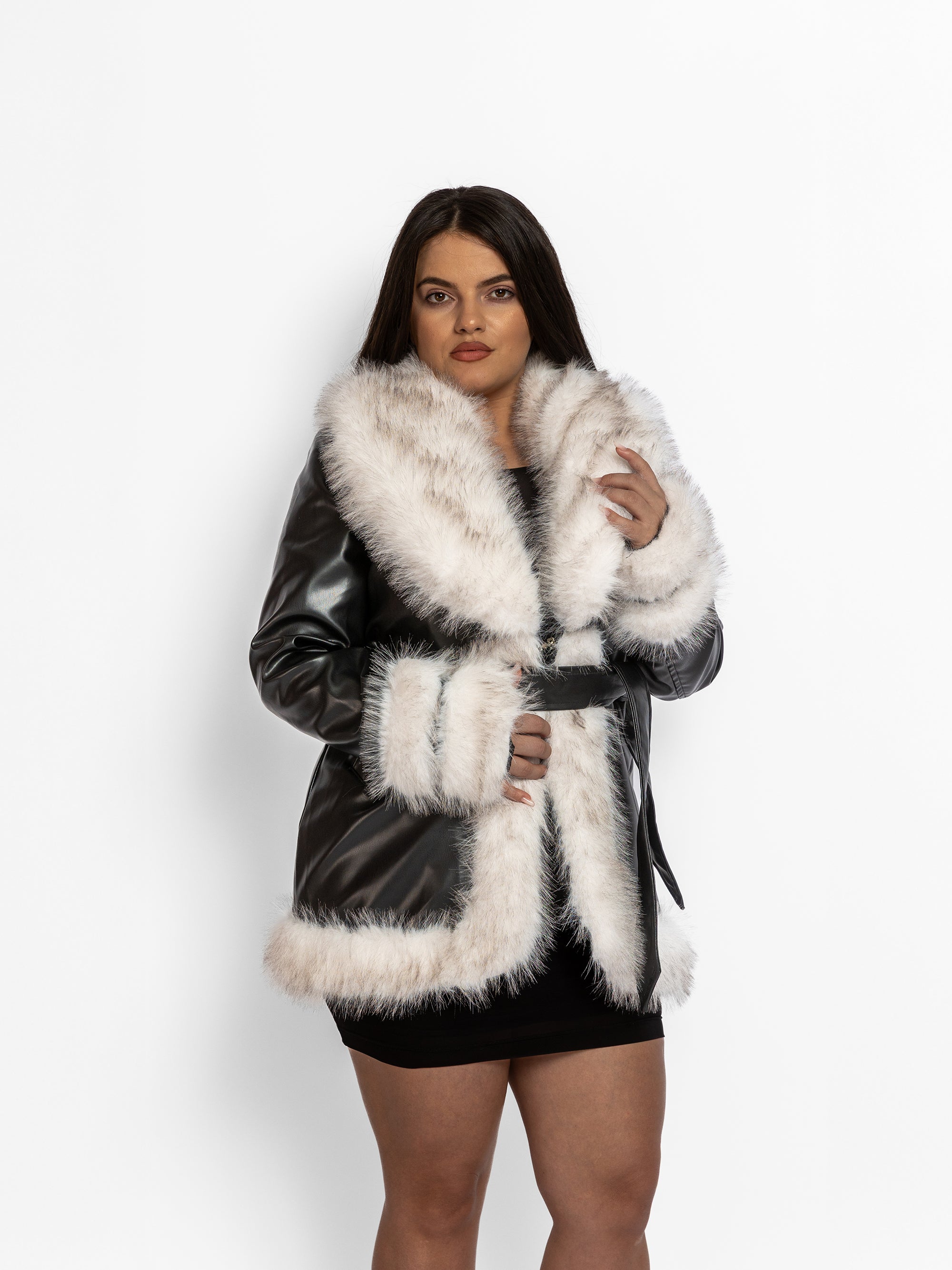 Haina din Piele Ecologica cu Blana, Neagra