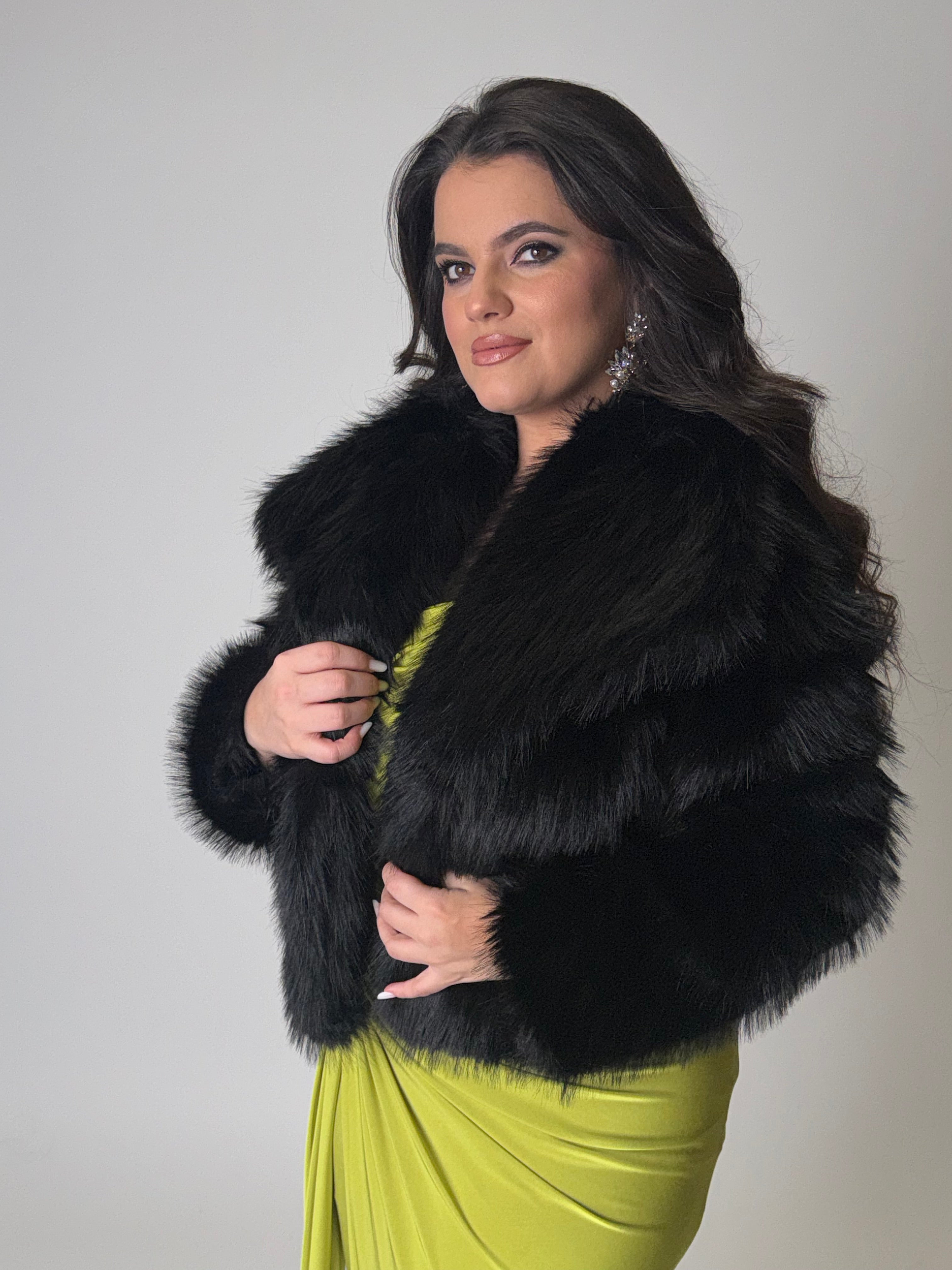 Haina de Blana "Mandy", Neagra