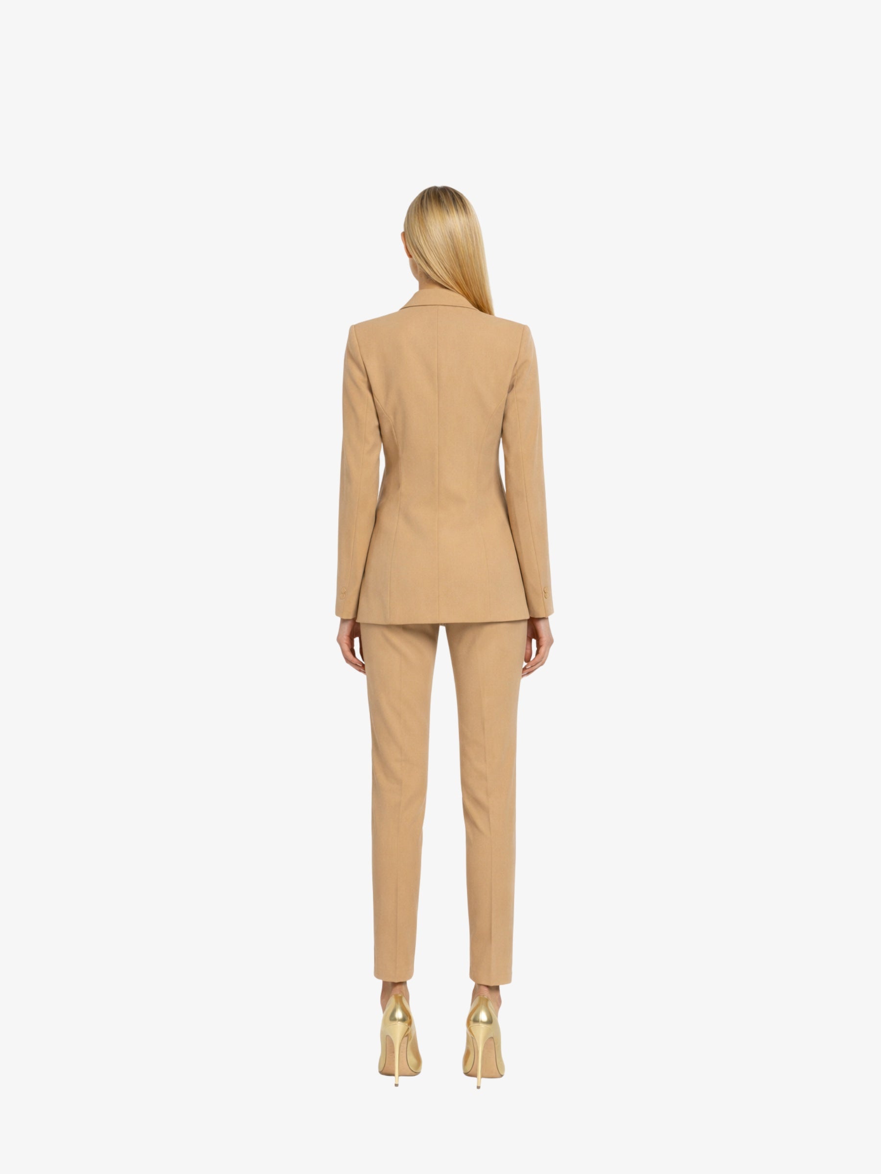 Costum "Clara", Bej