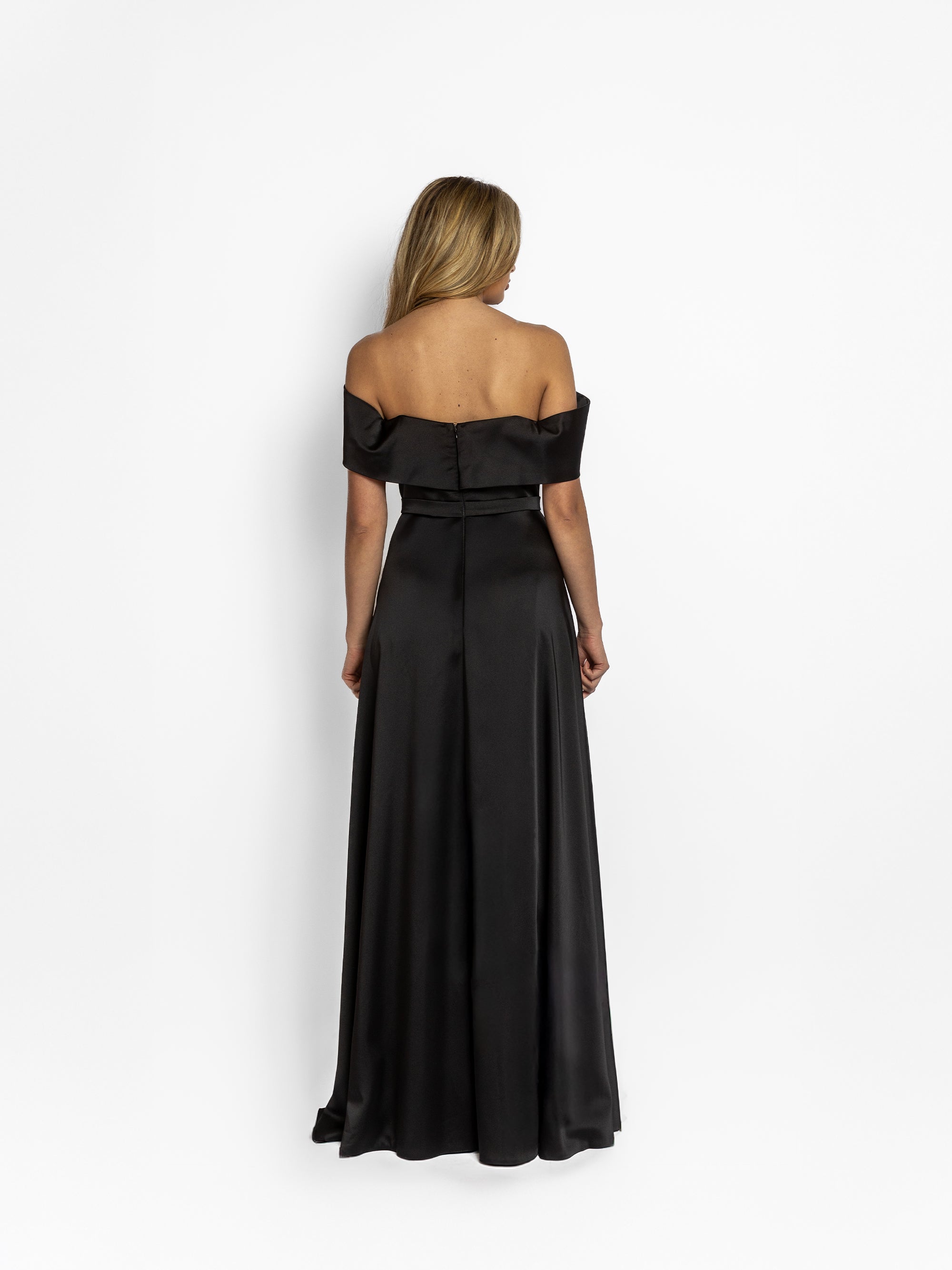 Rochie Lunga " Isadora" Neagra