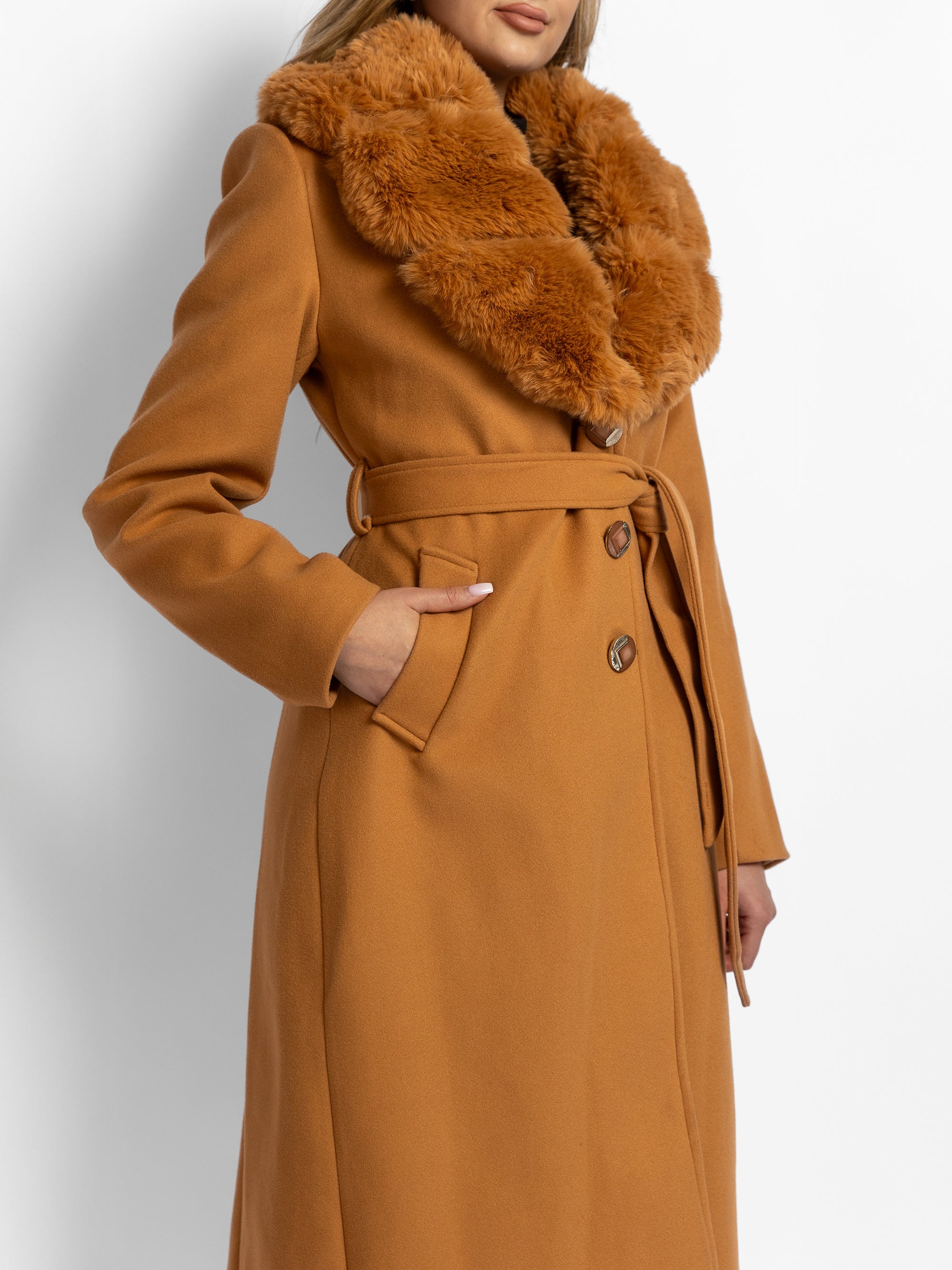 Palton "Royal Diana", Maro