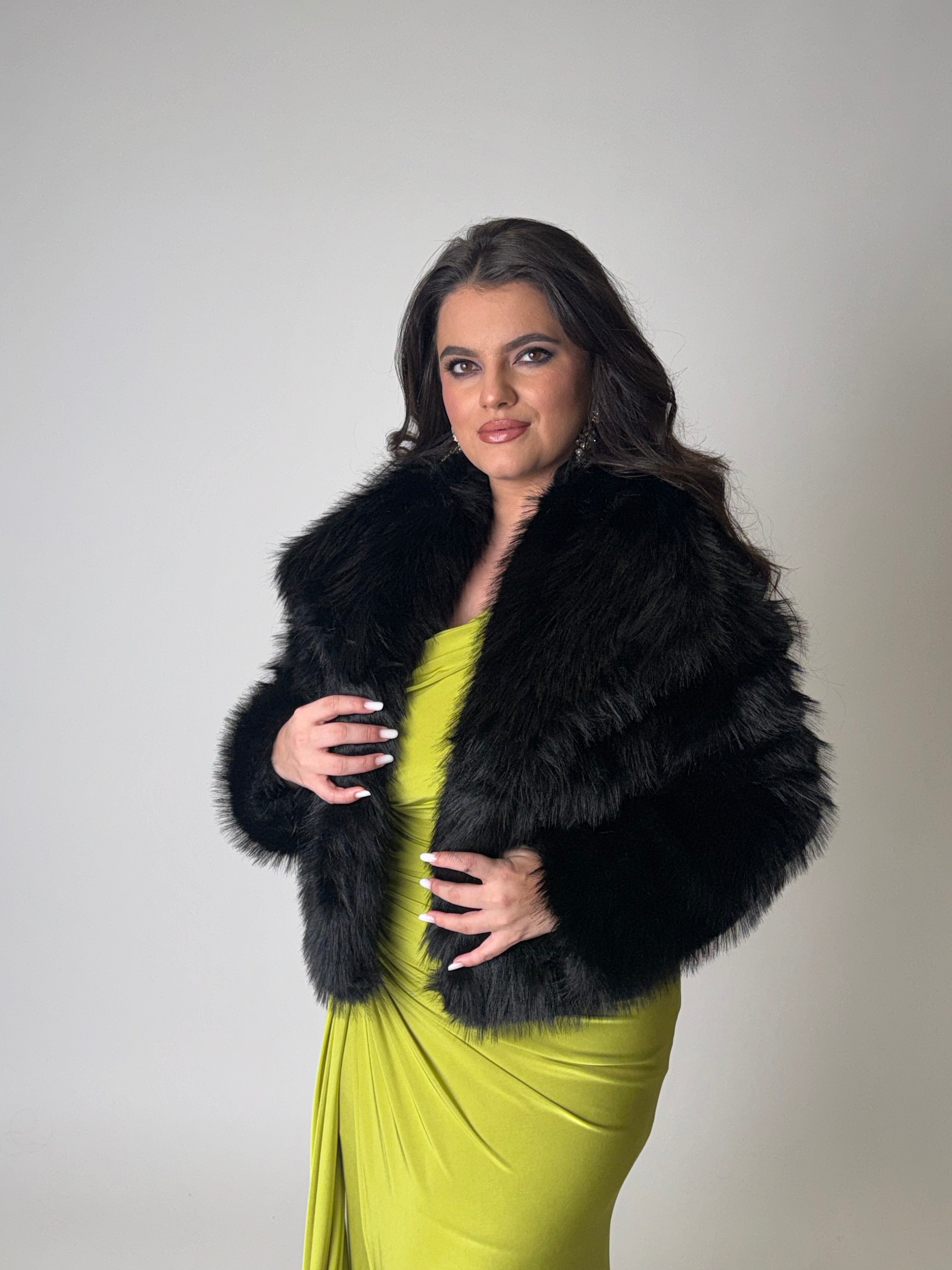 Haina de Blana "Mandy", Neagra