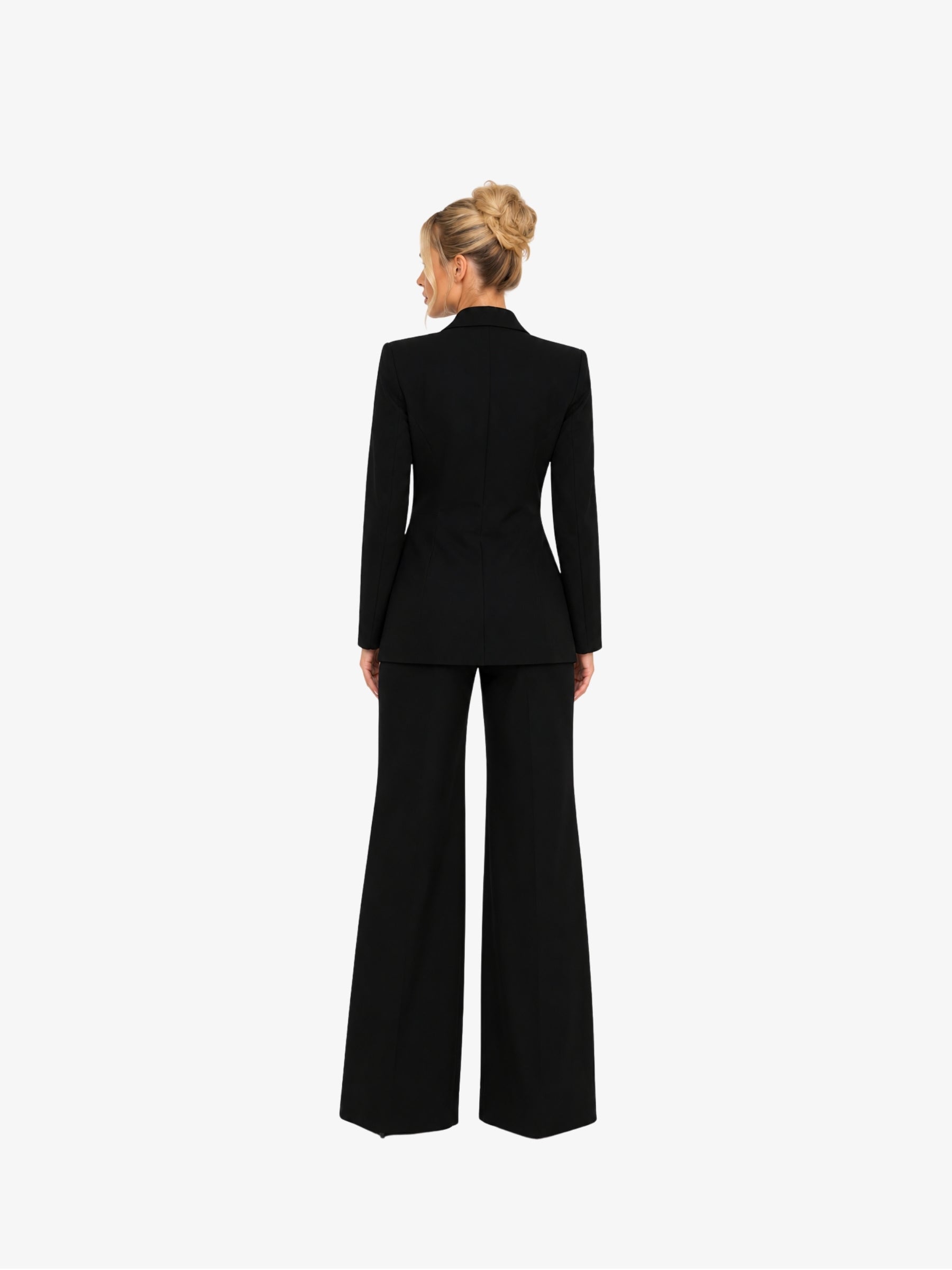 Costum Elegant, cu brosa, Negru
