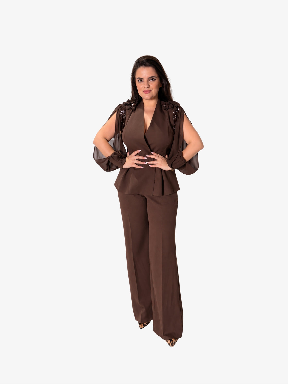 Costum Elegant “Casilda” cu maneci vaporoase, Ciocolatiu