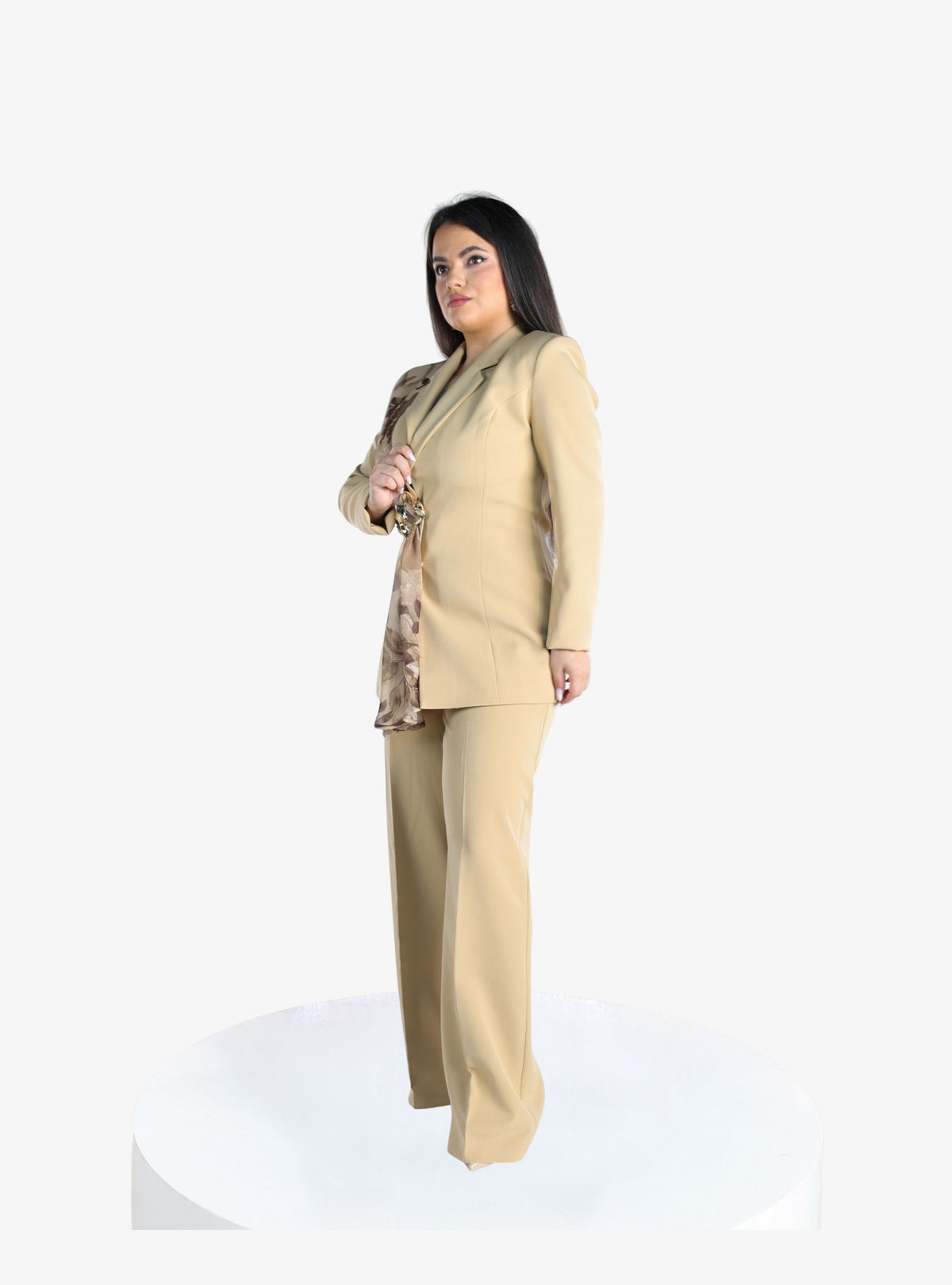 Costum Elegant “Amelie”, Bej